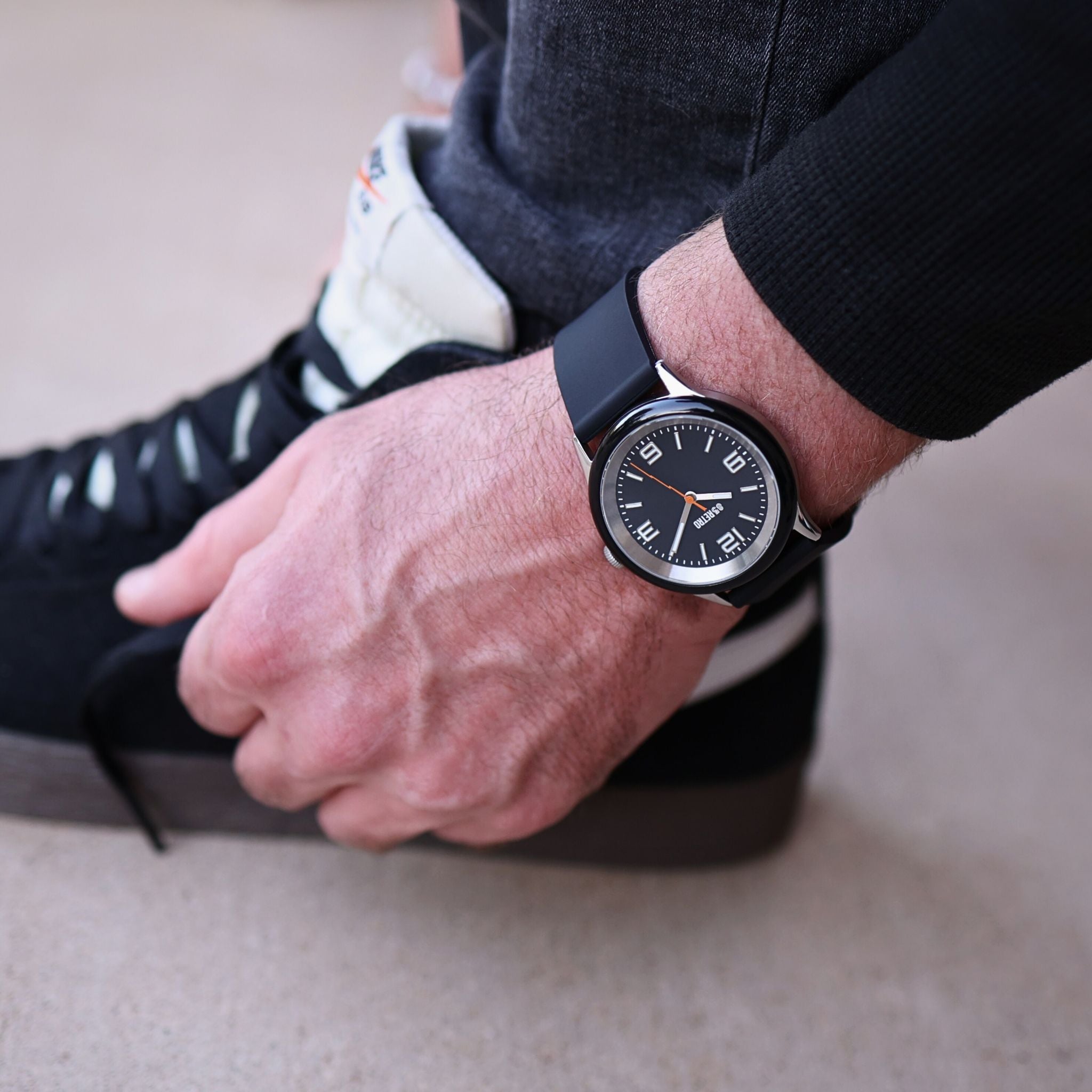 Model 1 Black Bolt - 85RETRO