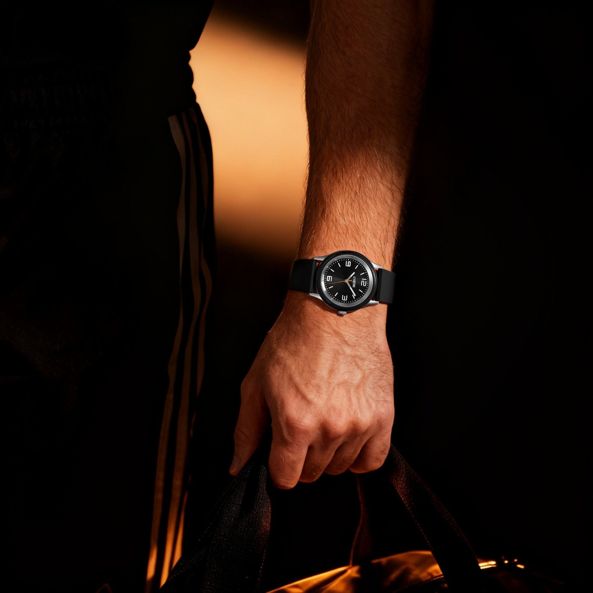 Model 1 Black Bolt - 85RETRO